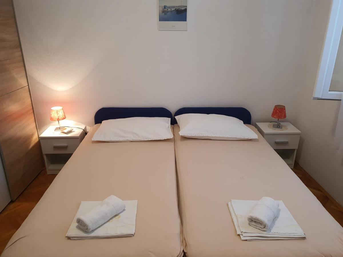 Apartmani Barada Сегет Враница Екстериор снимка